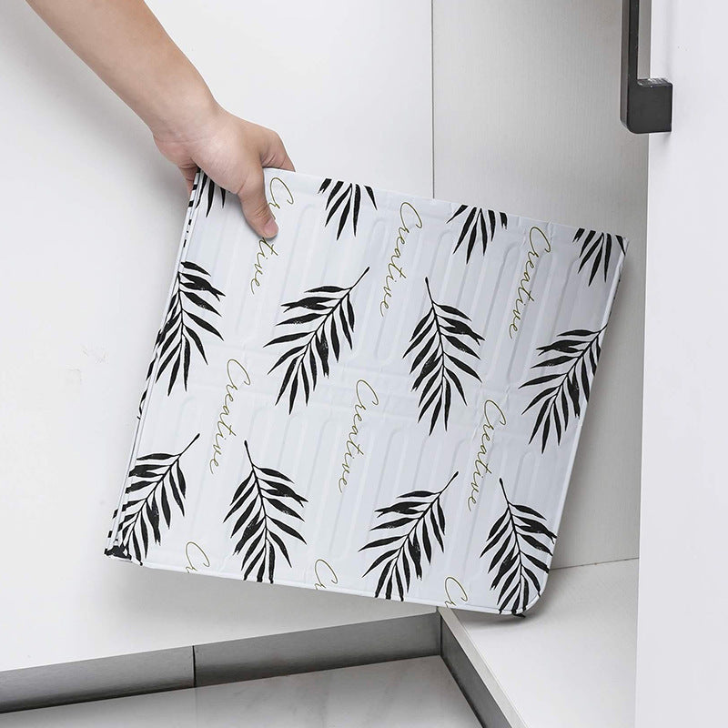 Foldable Splatter Shield product photo